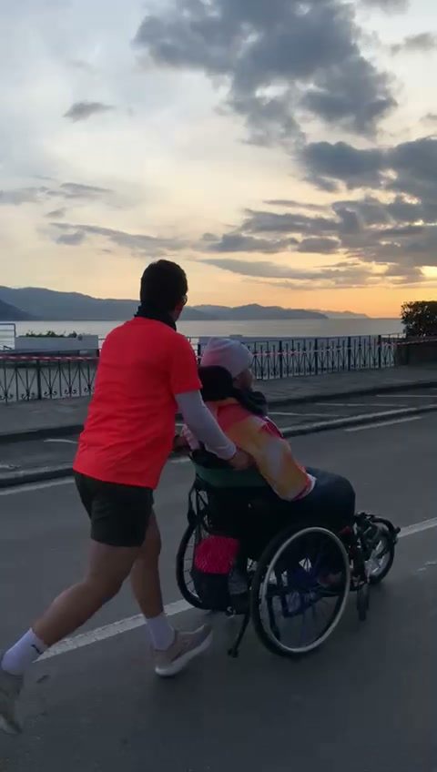 Running along the sea at the Portofino Half-Marathon
